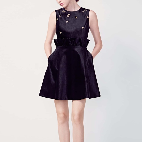 Ted Baker Dresses & Skirts - NWT Queen Bee Ruffle Waist Dress TED BAKER LONDON